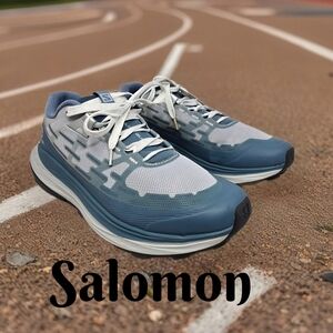 Salomon Ultra Glide Running Shoeswomens Sz 9.5Bluestone/Pearl Trail Distance